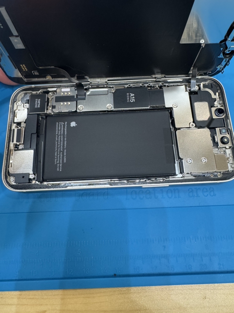 iPhone 13のバッテリー交換！「不明な部品」警告なし・データそのまま即日対応｜滋賀・東近江市