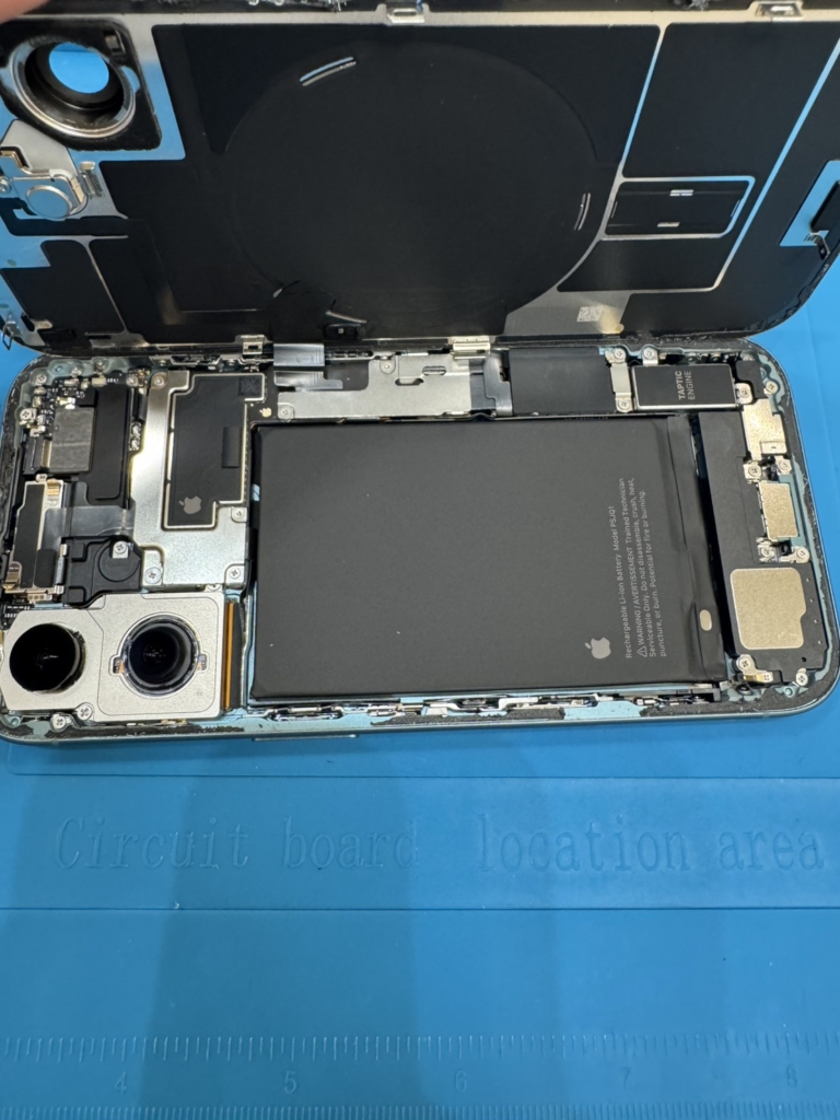【滋賀】iPhone 16のリアカメラ交換はスマホリペアプラスへ！栗東・南草津・八日市でデータそのまま修理